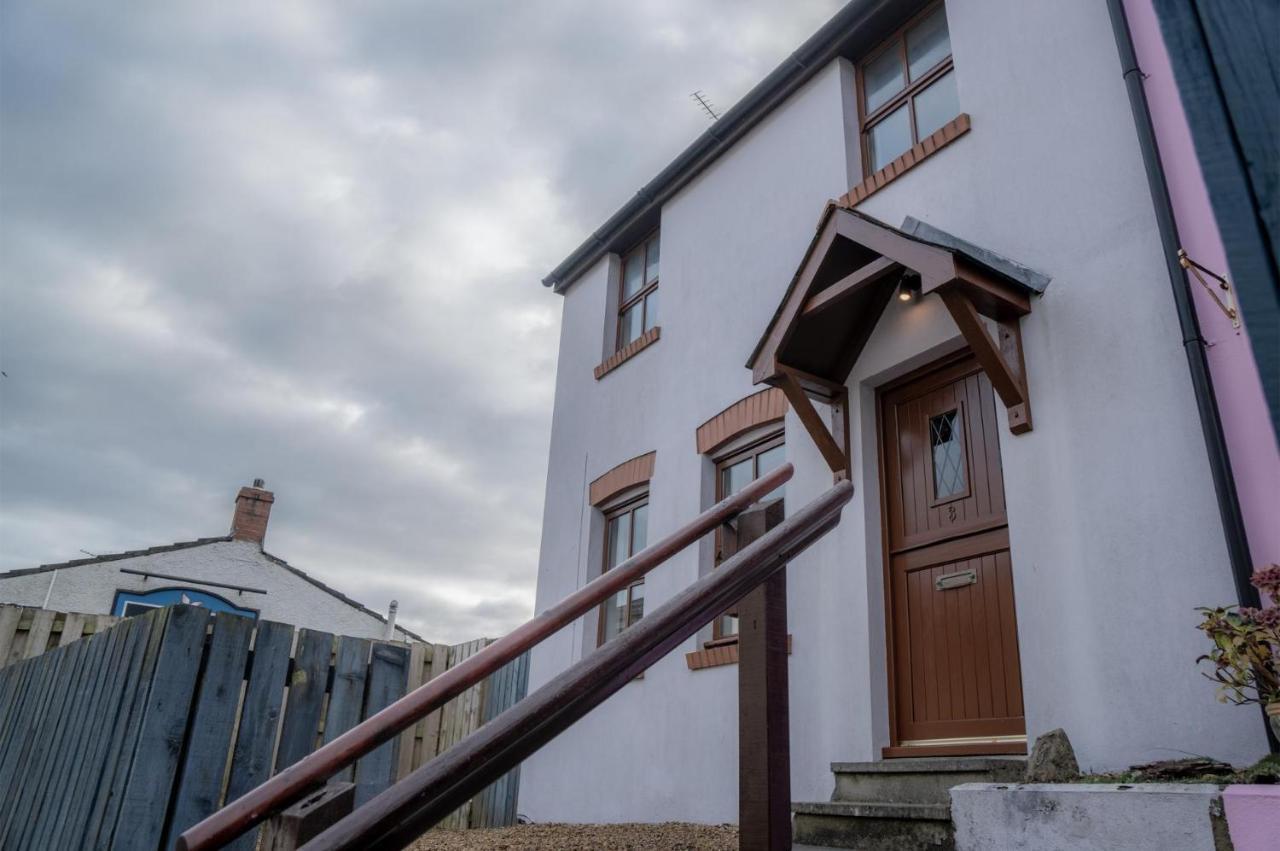 Old Keg Yard - 2 Bedroom Holiday Cottage - Narberth Нарберт Экстерьер фото